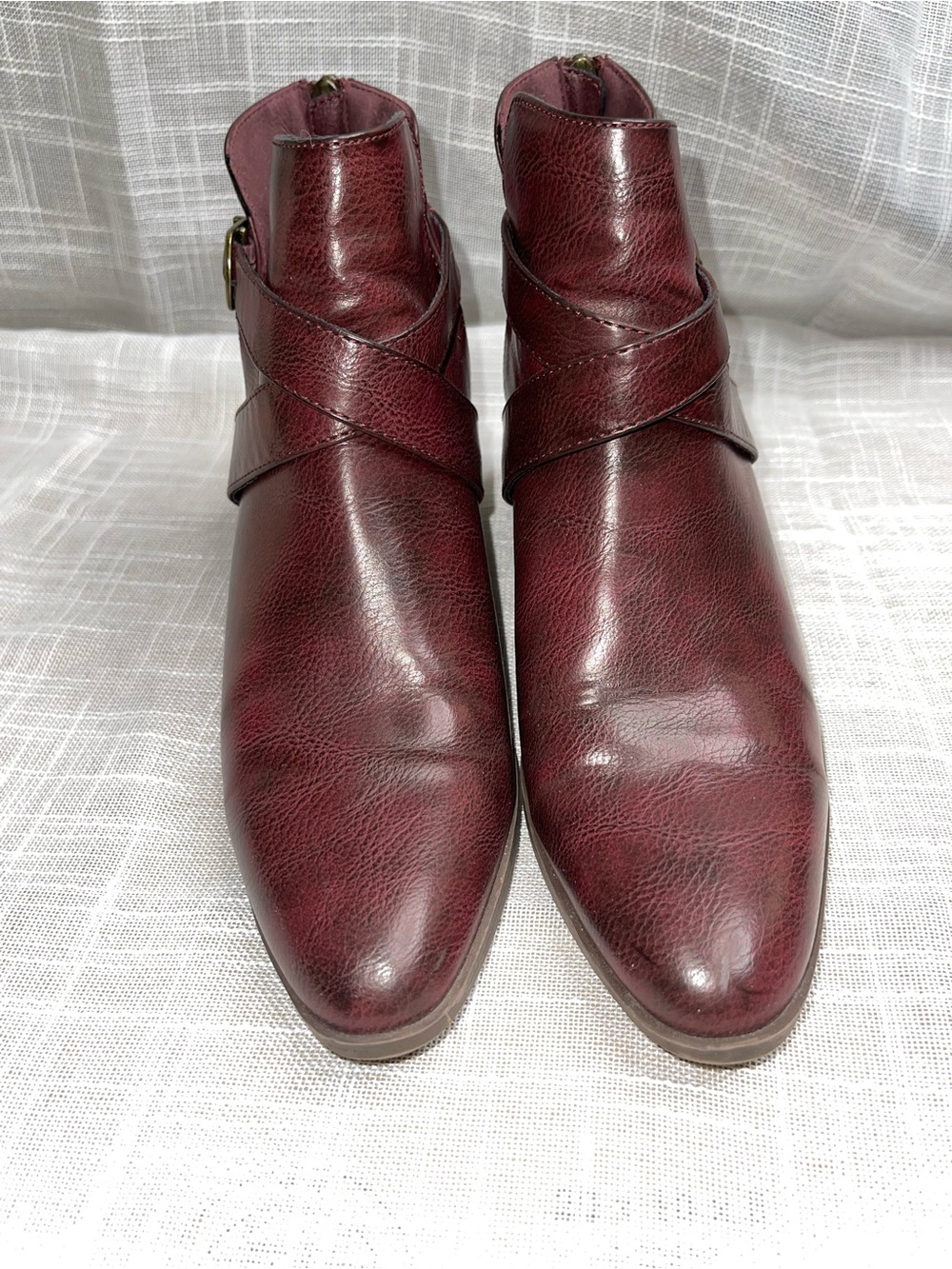 FRYE AND CO. Burgundy Prmbrooke Boots Sz 7.5